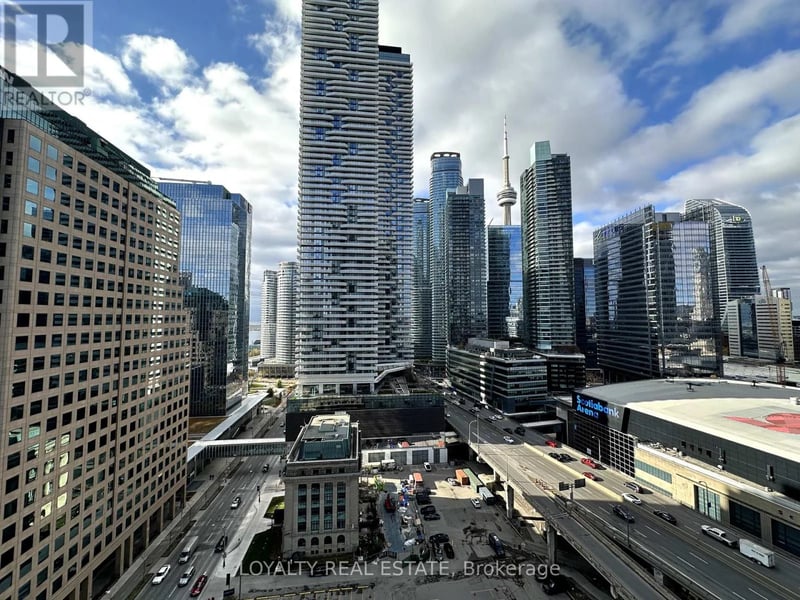 #2101 33 Bay Street, Toronto (Waterfront Communities), Ontario, M5J2Z3, Toronto (Waterfront Communities), Ontario — photo 1 of 5