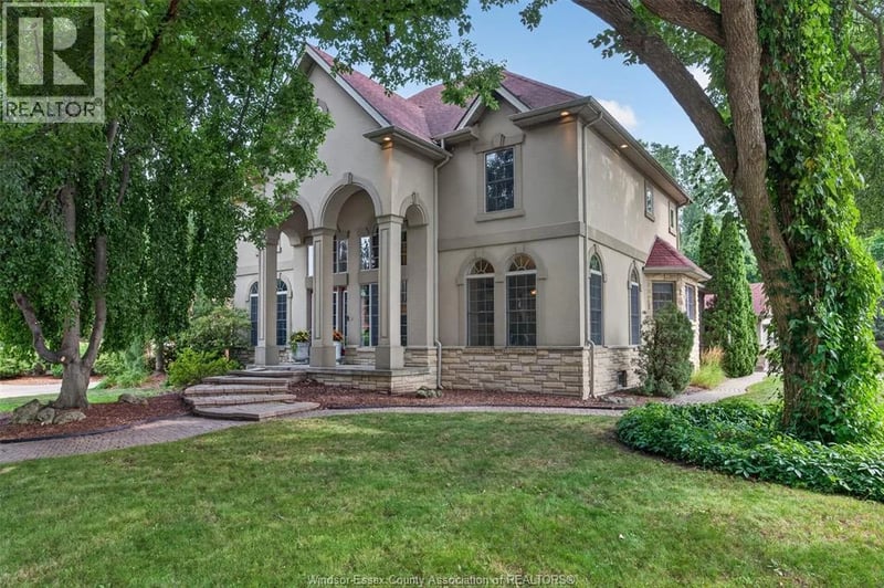 1150 Monty, LaSalle, Ontario, N9J3S2, LaSalle, Ontario — photo 1 of 5