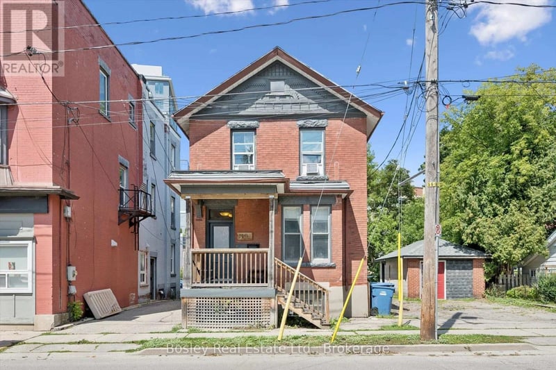 10 Ontario Street, Guelph (St. Patrick's Ward), Ontario, N1E3B1, Guelph (St. Patrick's Ward), Ontario — photo 1 of 5