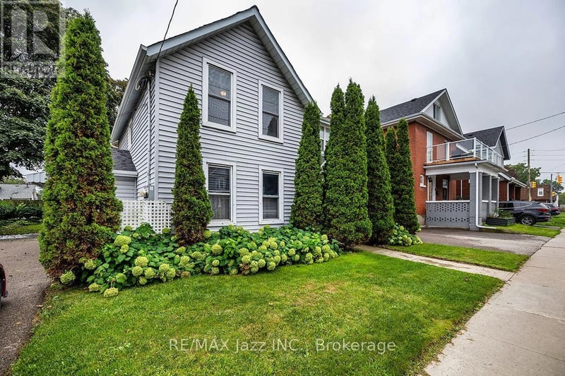 #East 97 Adelaide Avenue East, Oshawa (O'Neill), Ontario, L1G1Z2, Oshawa (O'Neill), Ontario — photo 1 of 5