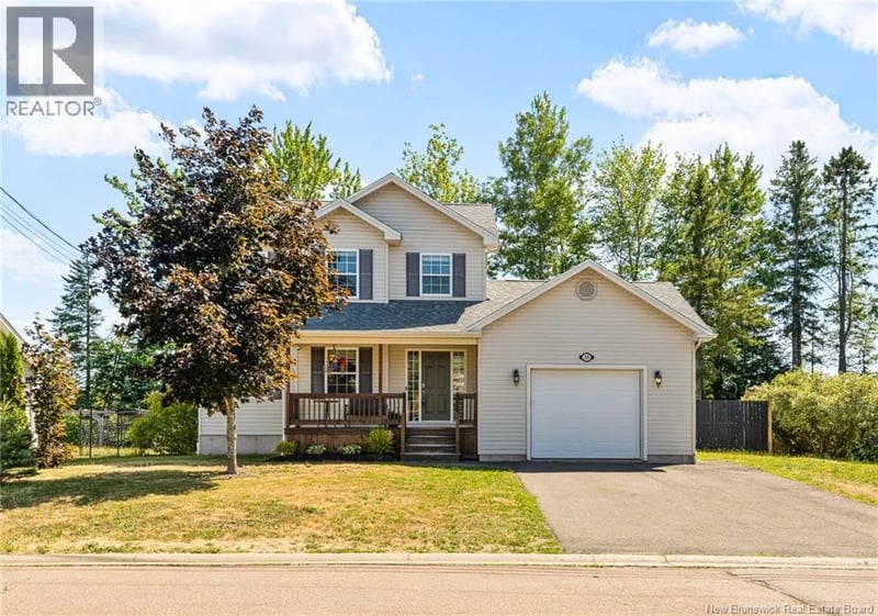 35 Du Ruisseau Street, Dieppe, New Brunswick, E1A7Z8, Dieppe, New Brunswick — photo 1 of 5
