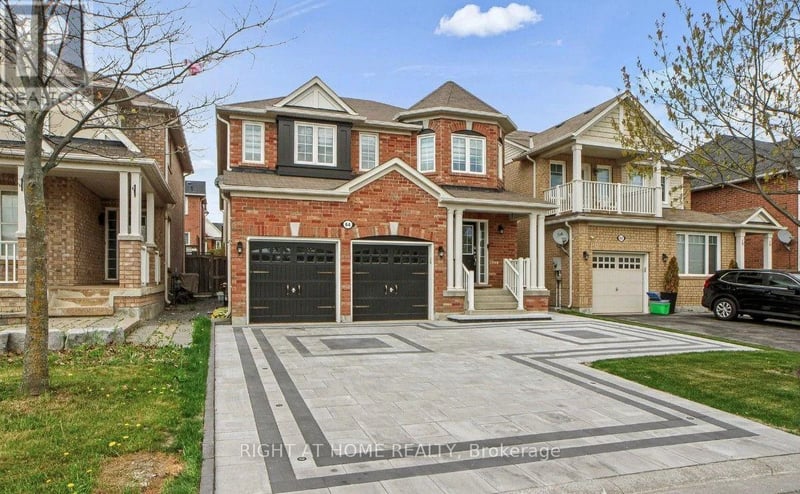 64 Williamson Family Hollow, Newmarket (Woodland Hill), Ontario, L3X3K2, Newmarket (Woodland Hill), Ontario — photo 1 of 5