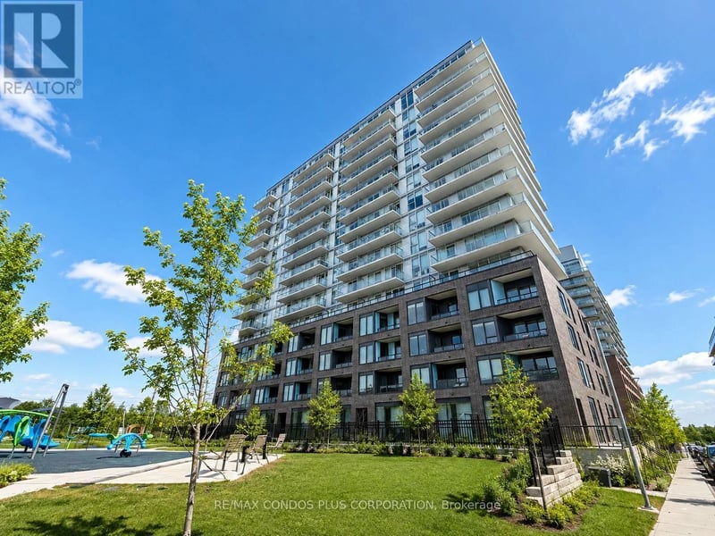#1302 185 Deerfield Road, Newmarket (Central Newmarket), Ontario, L3Y0G7, Newmarket (Central Newmarket), Ontario — photo 1 of 5