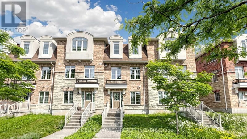 10981 Woodbine Avenue, Markham (Victoria Square), Ontario, L6C0X4, Markham (Victoria Square), Ontario — photo 1 of 5