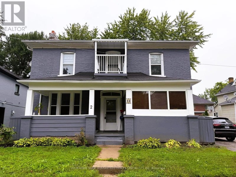 #2 94 Wellington Street East, Aurora (Aurora Village), Ontario, L4G1H8, Aurora (Aurora Village), Ontario — photo 1 of 5