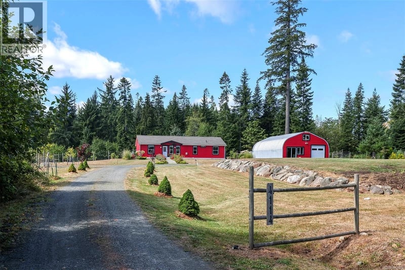 4114 Island Highway South, Campbell River, British Columbia, V9H1B5, Campbell River, British Columbia — photo 1 of 5