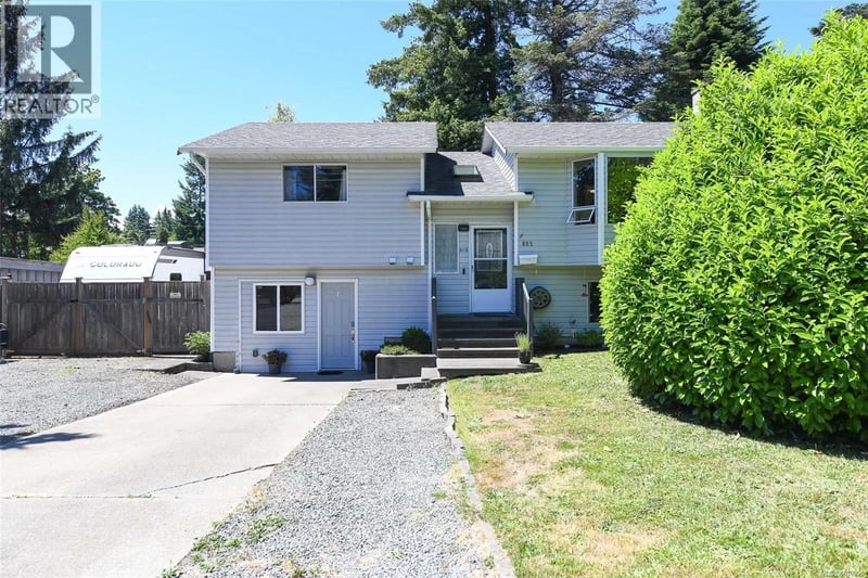 605 Pritchard Road, Comox, British Columbia, V9M3J1, Comox, British Columbia — photo 1 of 5
