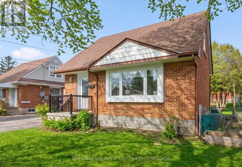 103 William Street, Guelph (St. George's), Ontario, N1E5G2, Guelph (St. George's), Ontario — photo 1 of 5
