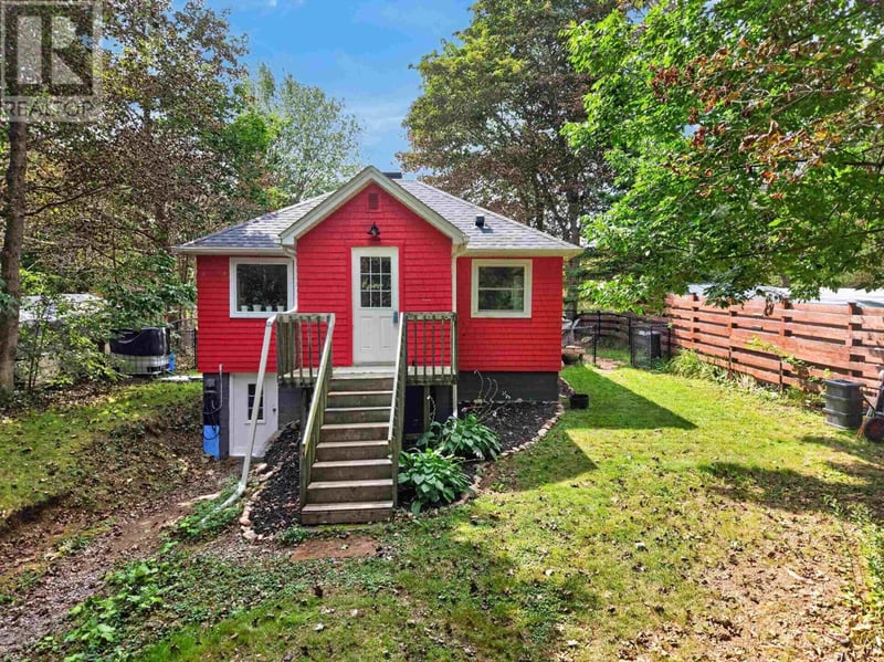 3 Station Road, Kinsac, Nova Scotia, B4G1C8, Kinsac, Nova Scotia — photo 1 of 5