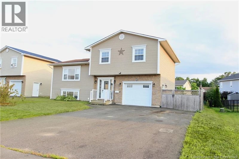 8 Hallihan Drive, Oromocto, New Brunswick, E2V0C5, Oromocto, New Brunswick — photo 1 of 5