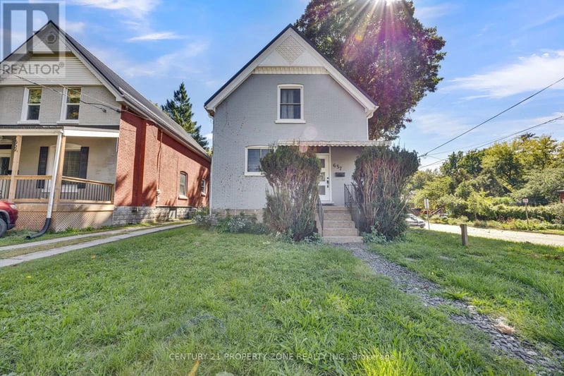 657 PICCADILLY Street, London East (East G), Ontario, N5Y3H3, London East (East G), Ontario — photo 1 of 5