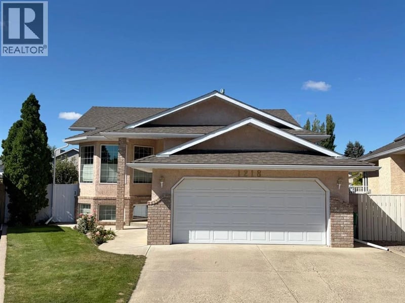 1218 Lakemount Place South, Lethbridge, Alberta, T1K6R7, Lethbridge, Alberta — photo 1 of 5