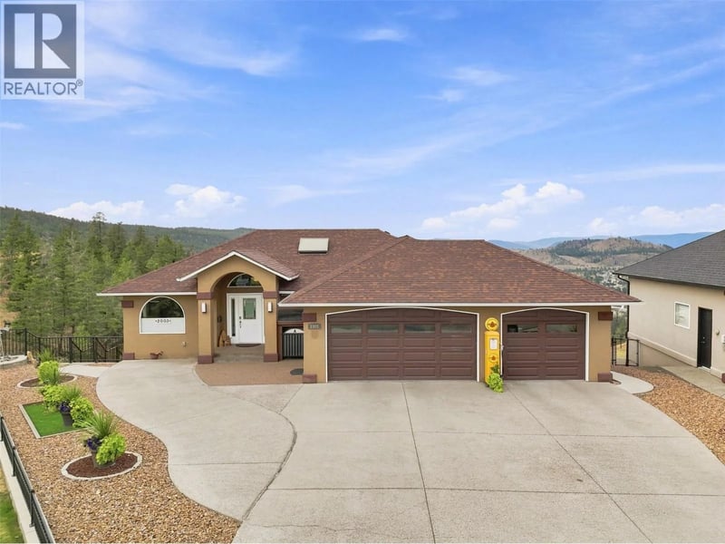 2003 MUIRFIELD Road, Kamloops, British Columbia, V1S1S6, Kamloops, British Columbia — photo 1 of 5