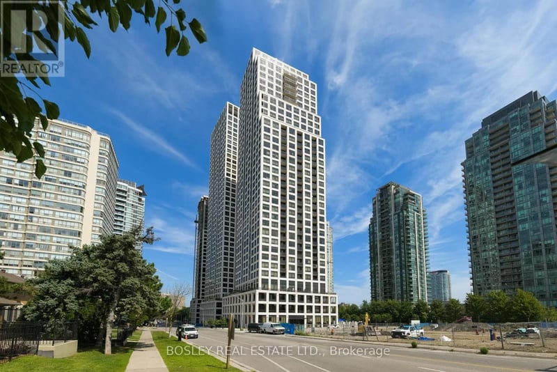 #704 36 Elm Drive West, Mississauga (City Centre), Ontario, L5B0N3, Mississauga (City Centre), Ontario — photo 1 of 5