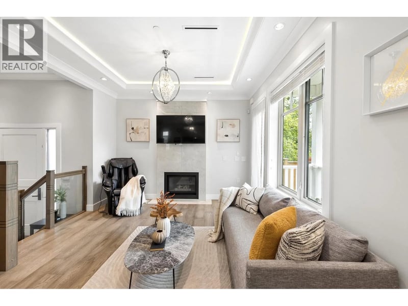 3666 6TH Avenue, Vancouver, British Columbia, V6R1T7, Vancouver, British Columbia — photo 1 of 5