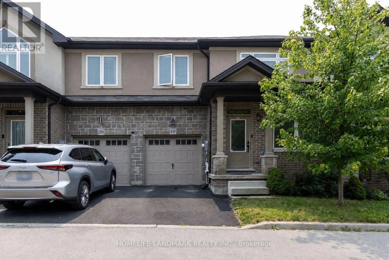 #19 421 Kitty Murray Lane, Hamilton (Meadowlands), Ontario, L9G3K9, Hamilton (Meadowlands), Ontario — photo 1 of 5