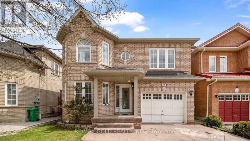 17 Echoridge Drive, Brampton (Fletcher's Meadow), Ontario, L7A3L2, Brampton (Fletcher's Meadow), Ontario — photo 1 of 5
