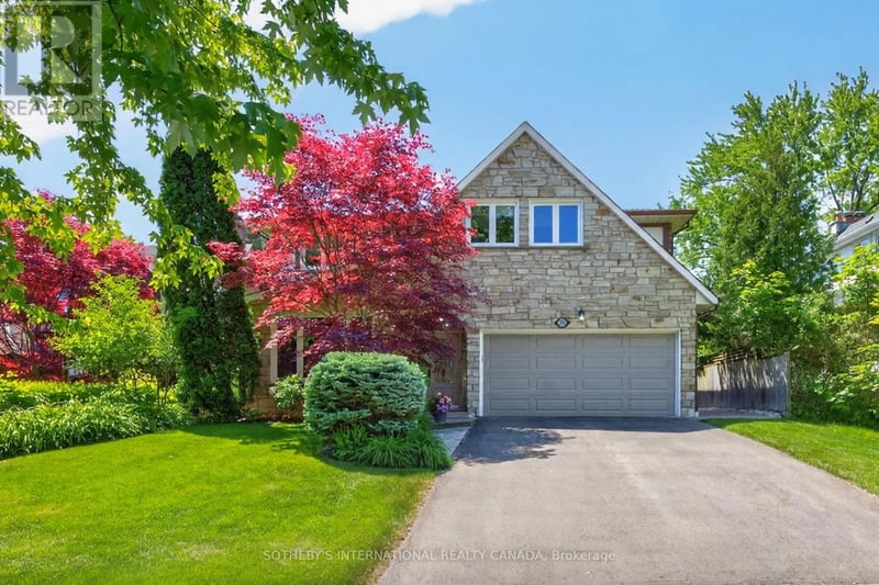 25 Gossamer Avenue, Toronto (Newtonbrook East), Ontario, M2M2X3, Toronto (Newtonbrook East), Ontario — photo 1 of 5
