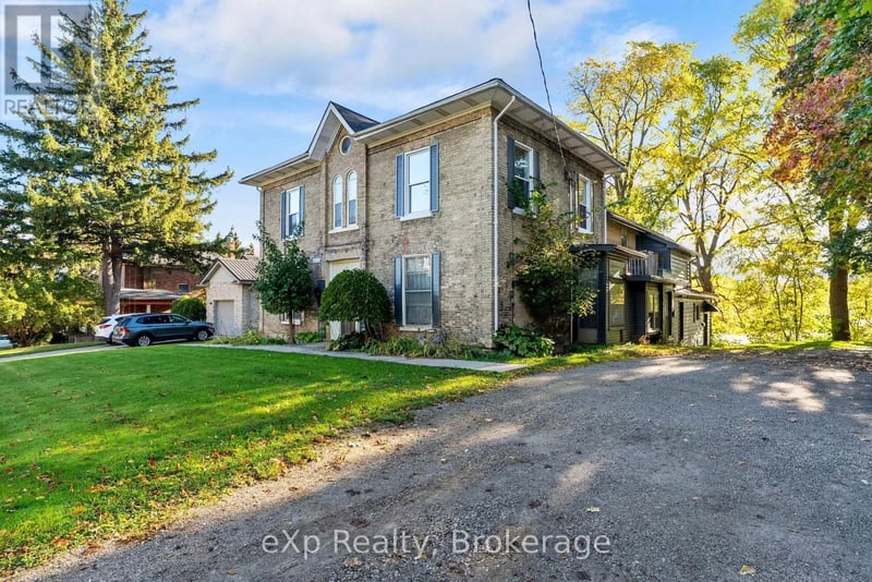 #4 111 Church Street, Stratford, Ontario, N5A2R3, Stratford, Ontario — photo 1 of 5