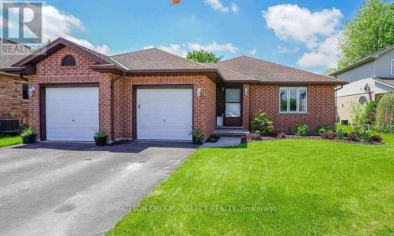 234 Parkview Drive, Strathroy-Caradoc (SE), Ontario, N7G4C1, Strathroy-Caradoc (SE), Ontario — photo 1 of 5