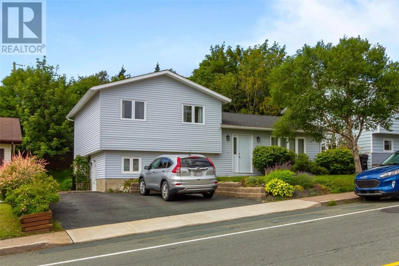 7 Tamarack Street, St. John's, Newfoundland & Labrador, A1A4S5, St. John's, Newfoundland & Labrador — photo 1 of 5