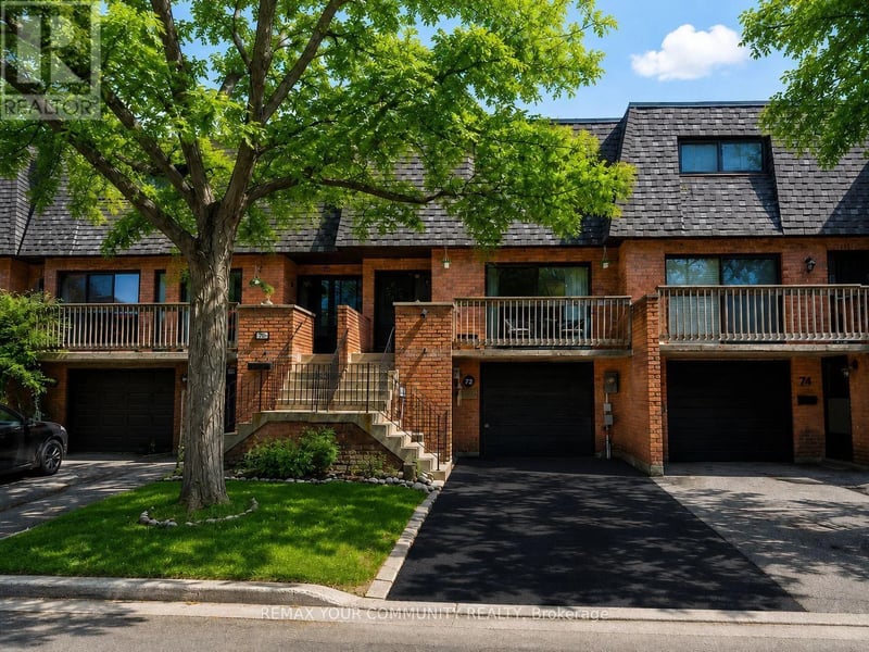 #16 72 Ashglen Way, Markham (Unionville), Ontario, L3R3A7, Markham (Unionville), Ontario — photo 1 of 5