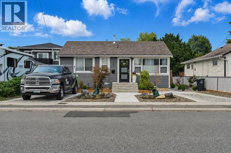 367 DOUGLAS Avenue, Penticton, British Columbia, V2A2V1, Penticton, British Columbia — photo 1 of 5