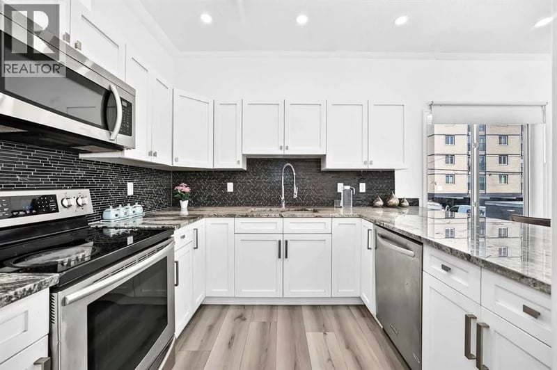 1514 11 Street Southwest, Calgary, Alberta, T2R1G9, Calgary, Alberta — photo 1 of 5
