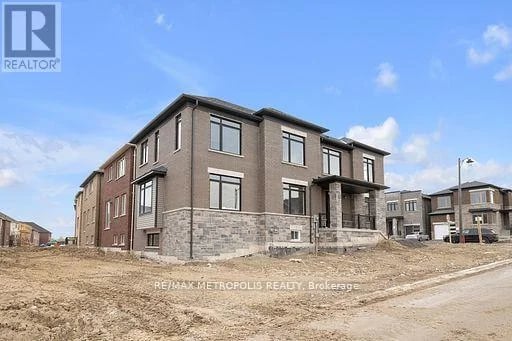 2048 Chris Mason Street, Oshawa (Kedron), Ontario, L1L0S5, Oshawa (Kedron), Ontario — photo 1 of 5