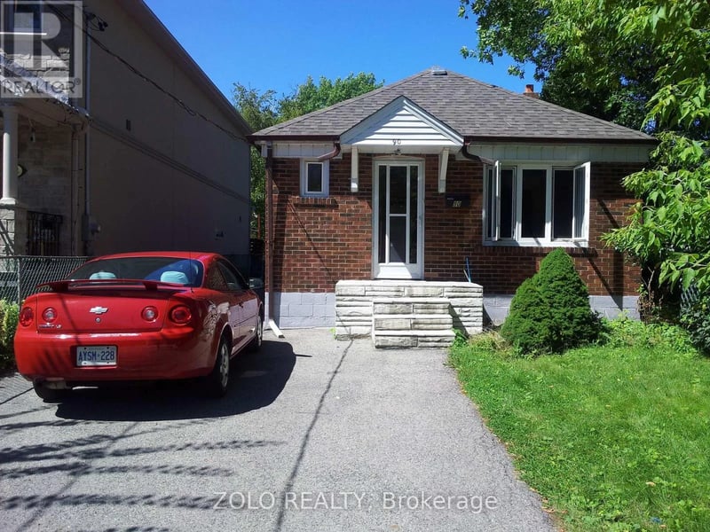 90 Symons Street, Toronto (Mimico), Ontario, M8V1V2, Toronto (Mimico), Ontario — photo 1 of 5