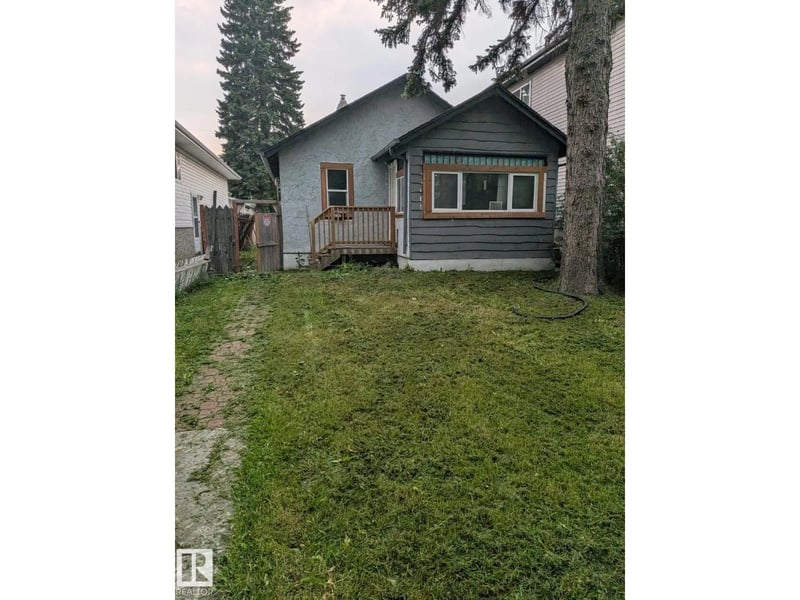 12722 116 ST NW NW, Edmonton, Alberta, T5E5H2, Edmonton, Alberta — photo 1 of 2
