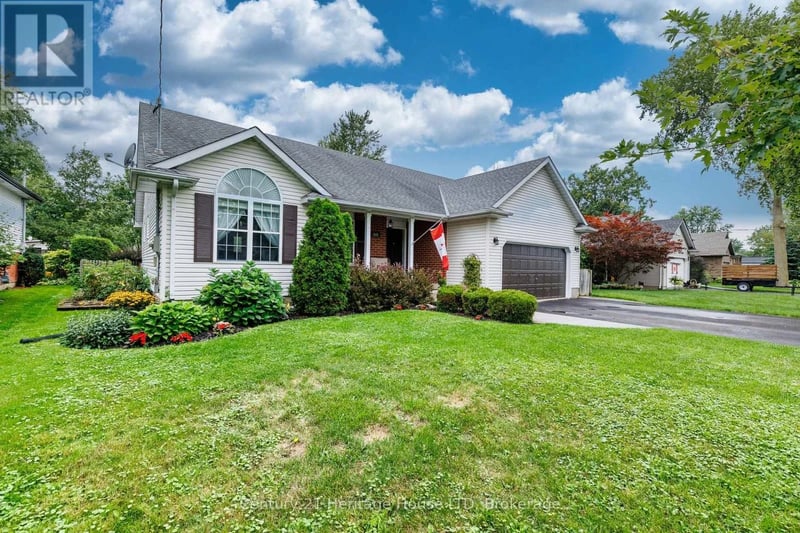 621 Parkdale Avenue, Fort Erie (Crescent Park), Ontario, L2A5B3, Fort Erie (Crescent Park), Ontario — photo 1 of 5
