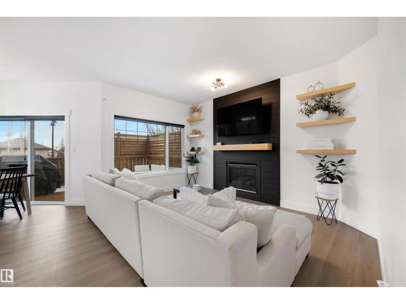 1322 MALONE PL NW, Edmonton, Alberta, T6R0G6, Edmonton, Alberta — photo 1 of 5