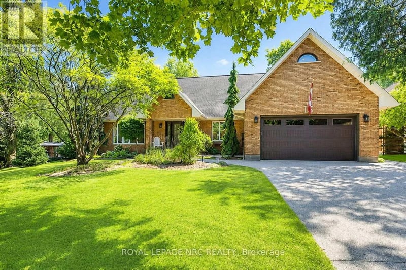 15 Petronella Parkway, Pelham (Fonthill), Ontario, L0S1E0, Pelham (Fonthill), Ontario — photo 1 of 5