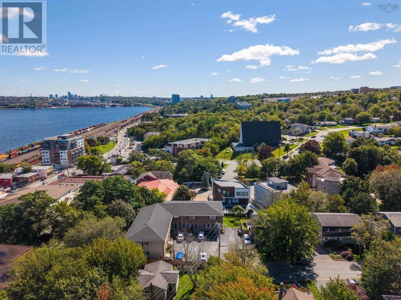 #1 18 Pioneer Avenue, Halifax, Nova Scotia, B3M1W8, Halifax, Nova Scotia — photo 1 of 5