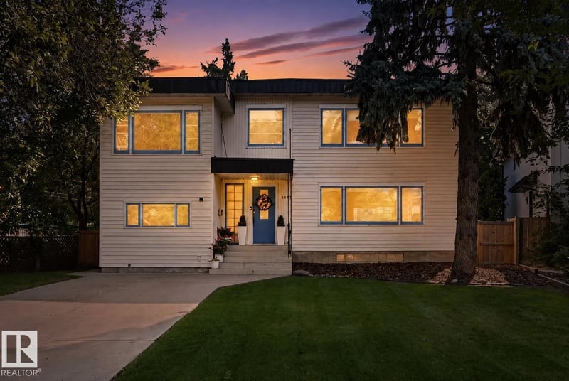 9107 118 ST NW, Edmonton, Alberta, T6G1T6, Edmonton, Alberta — photo 1 of 5