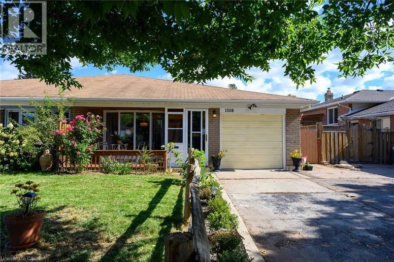 1308 REDBANK Crescent, Oakville, Ontario, L6H1Y5, Oakville, Ontario — photo 1 of 5