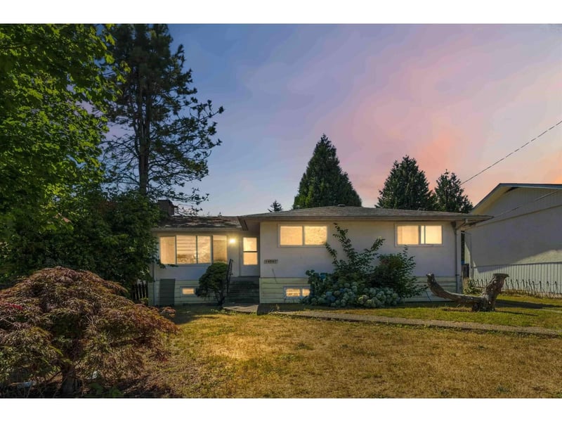 14742 106A Avenue, Surrey, British Columbia, V3R1T6, Surrey, British Columbia — photo 1 of 5