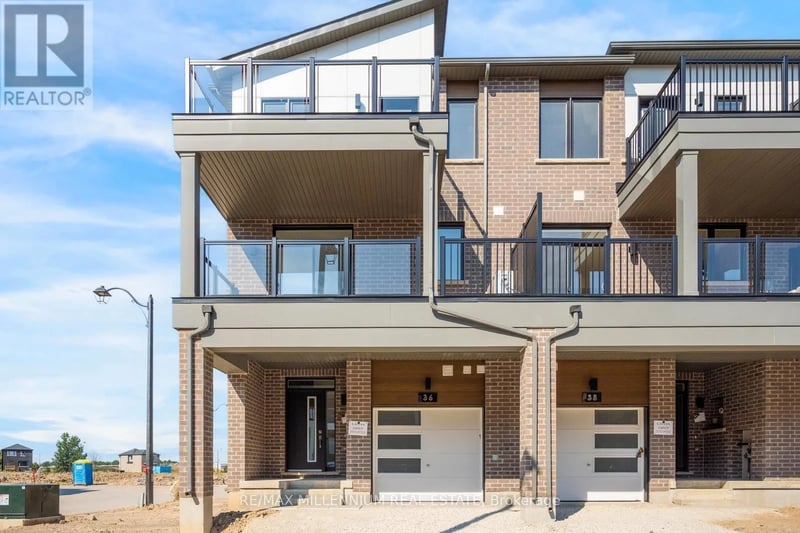 #Main 36 Thornbird Crescent, Brampton (Northwest Brampton), Ontario, L7A0B8, Brampton (Northwest Brampton), Ontario — photo 1 of 5