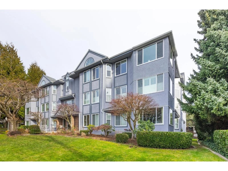 #104 1378 FIR Street, White Rock, British Columbia, V4B4B2, White Rock, British Columbia — photo 1 of 5