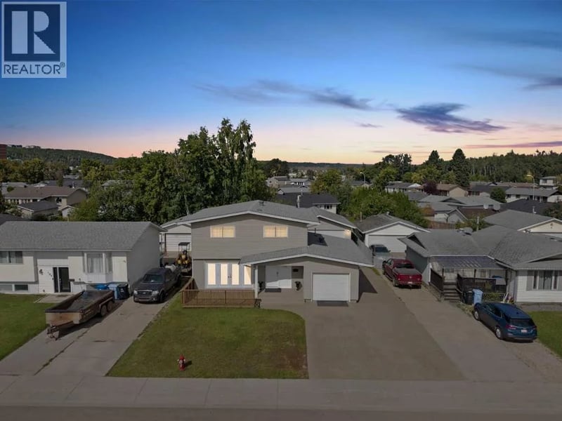158 Father Mercredi Street, Fort McMurray, Alberta, T9H2A7, Fort McMurray, Alberta — photo 1 of 5