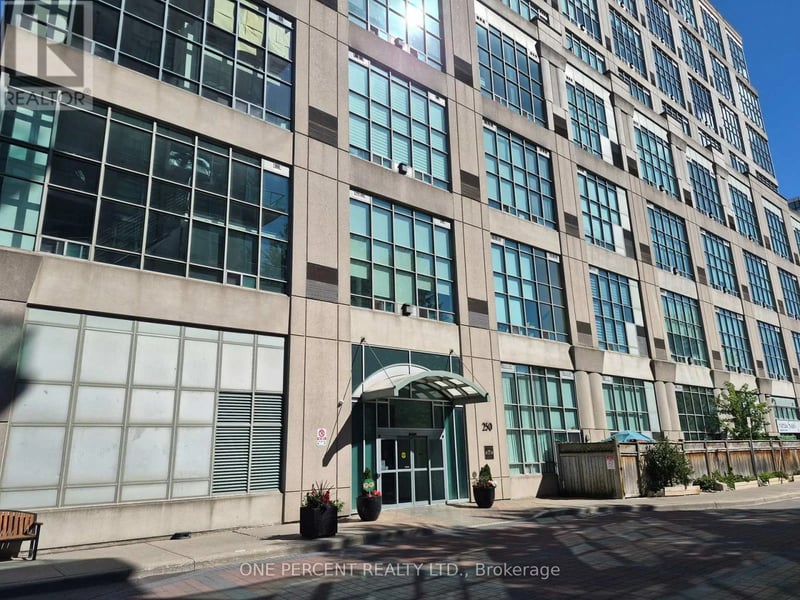 #622 250 Manitoba Street, Toronto (Mimico), Ontario, M8Y4E8, Toronto (Mimico), Ontario — photo 1 of 5