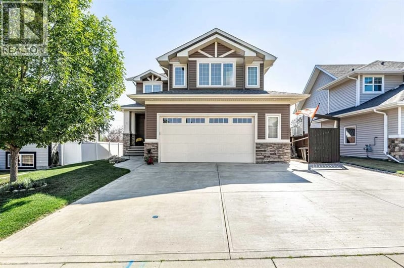 12 Edina Close, Lacombe, Alberta, T4L0G2, Lacombe, Alberta — photo 1 of 5