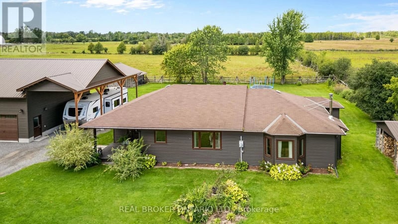 121 Snowdons Road, North Grenville, Ontario, K0G1N0, North Grenville, Ontario — photo 1 of 5