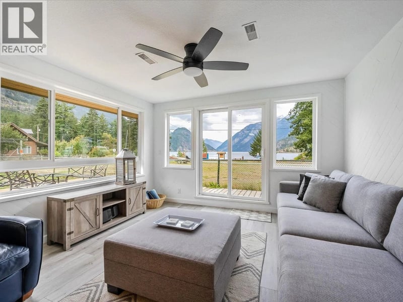 10008 KOOCHA Road, D'Arcy, British Columbia, V0N1L0, D'Arcy, British Columbia — photo 1 of 5