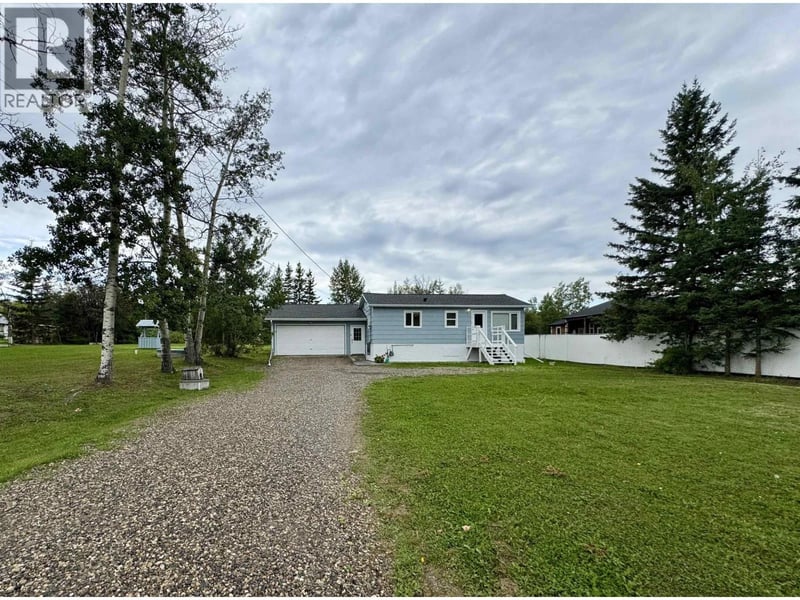 13119 LAKESHORE Drive, Charlie Lake, British Columbia, V0C1H0, Charlie Lake, British Columbia