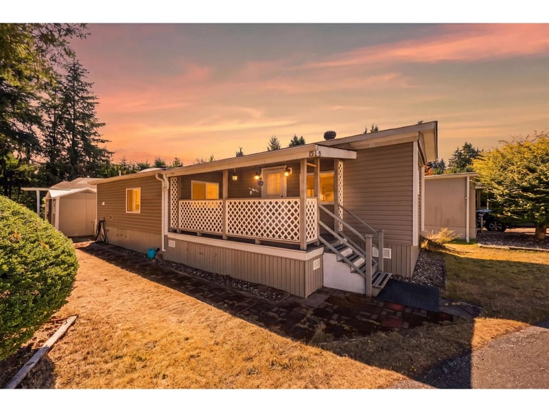 #15 20071 24 Avenue, Langley, British Columbia, V2Z2A1, Langley, British Columbia — photo 1 of 5