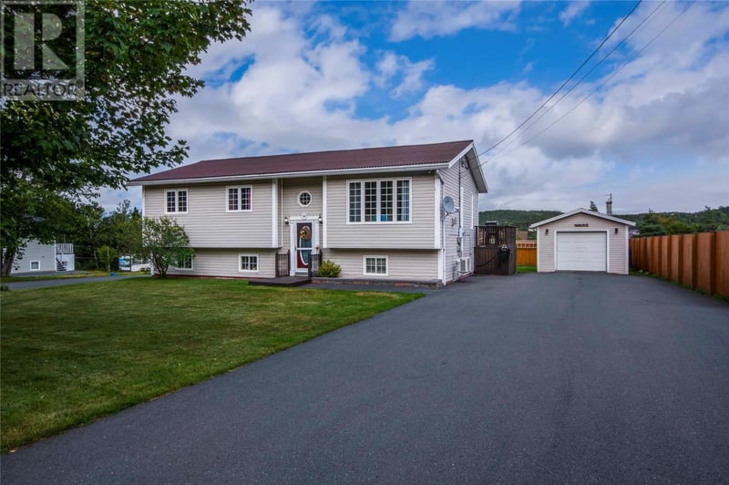30 Morgans Road, Conception Bay South, Newfoundland & Labrador, A1X5B3, Conception Bay South, Newfoundland & Labrador — photo 1 of 5