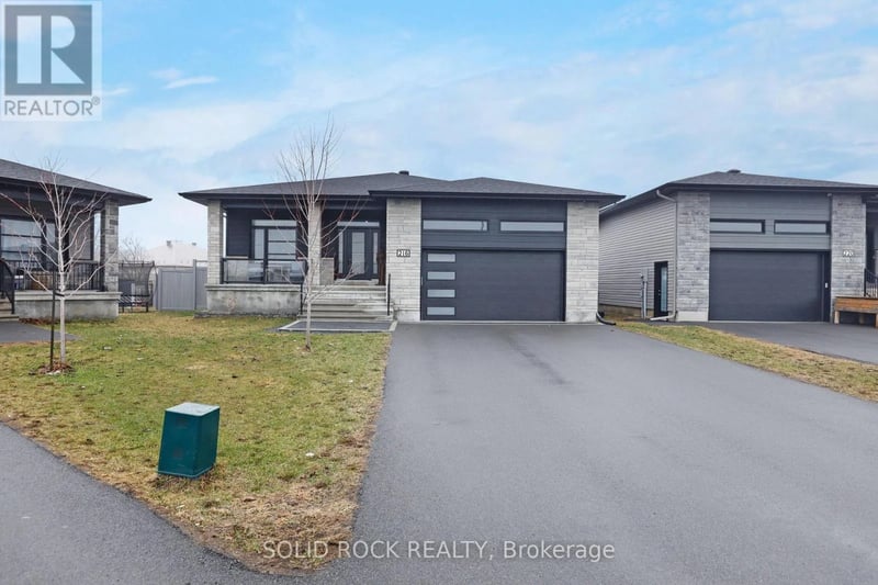 216 Filion Street, Russell, Ontario, K0A1W0, Russell, Ontario — photo 1 of 5