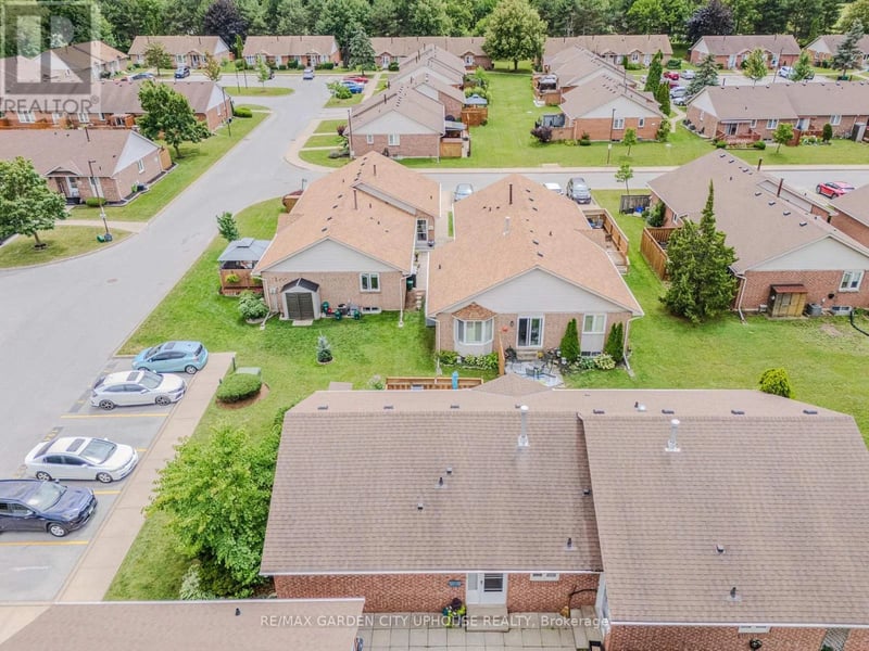 #103 122 Bunting Road, St. Catharines (E. Chester), Ontario, L2P3X7, St. Catharines (E. Chester), Ontario — photo 1 of 5